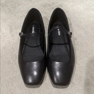 Calvin Klein Black Leather Square-Toe Mary Jane Flats
